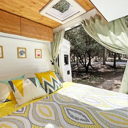 Kamp alanı Tenerife Glamping Camper With Bathroom *