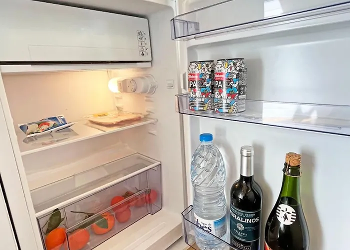 Kamp alanı Tenerife Glamping Camper With Bathroom *